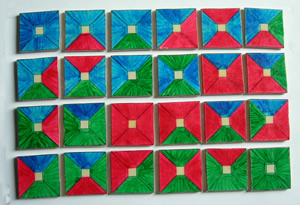 24 cuadrados ~ 3 colores